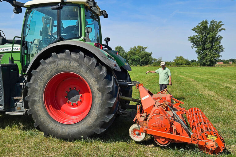 erstes Fräsen in Biederitz 7.8.2024, Foto: Katrin Schneider