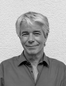Dr. Ralf-Peter Weber